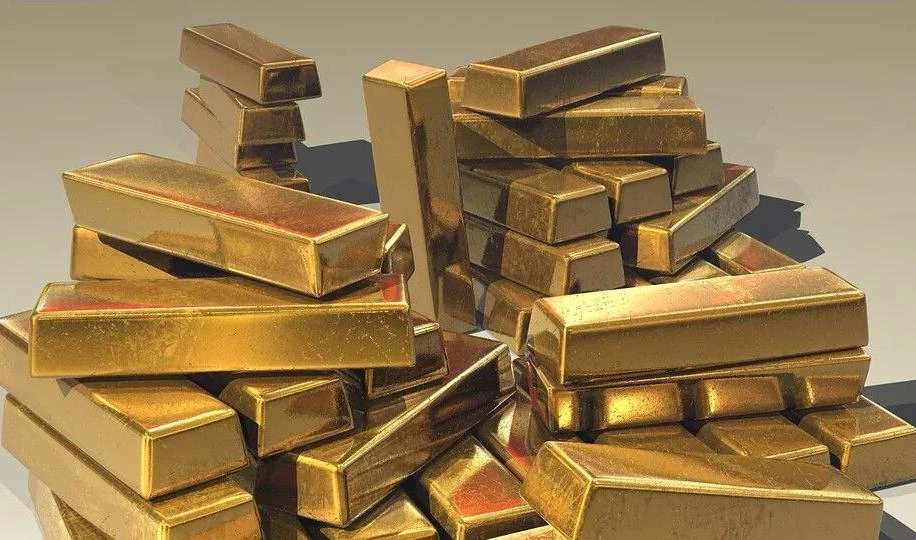 Эксперты не советуют покупать золото только из-за того, что цена на драгметалл достигла максимума с 2012 года - tvspb.ru