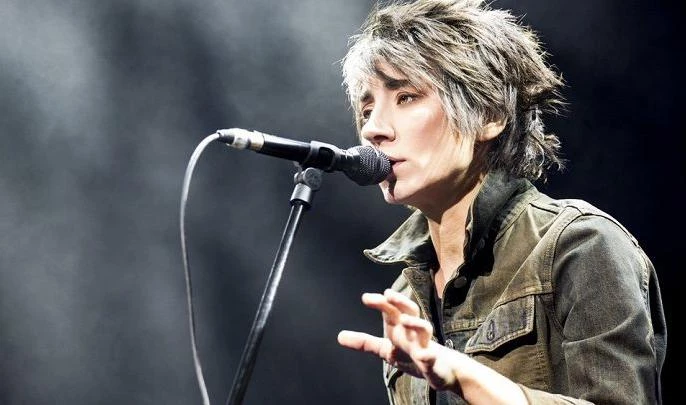 Земфира назвала голос Монеточки омерзительным - tvspb.ru