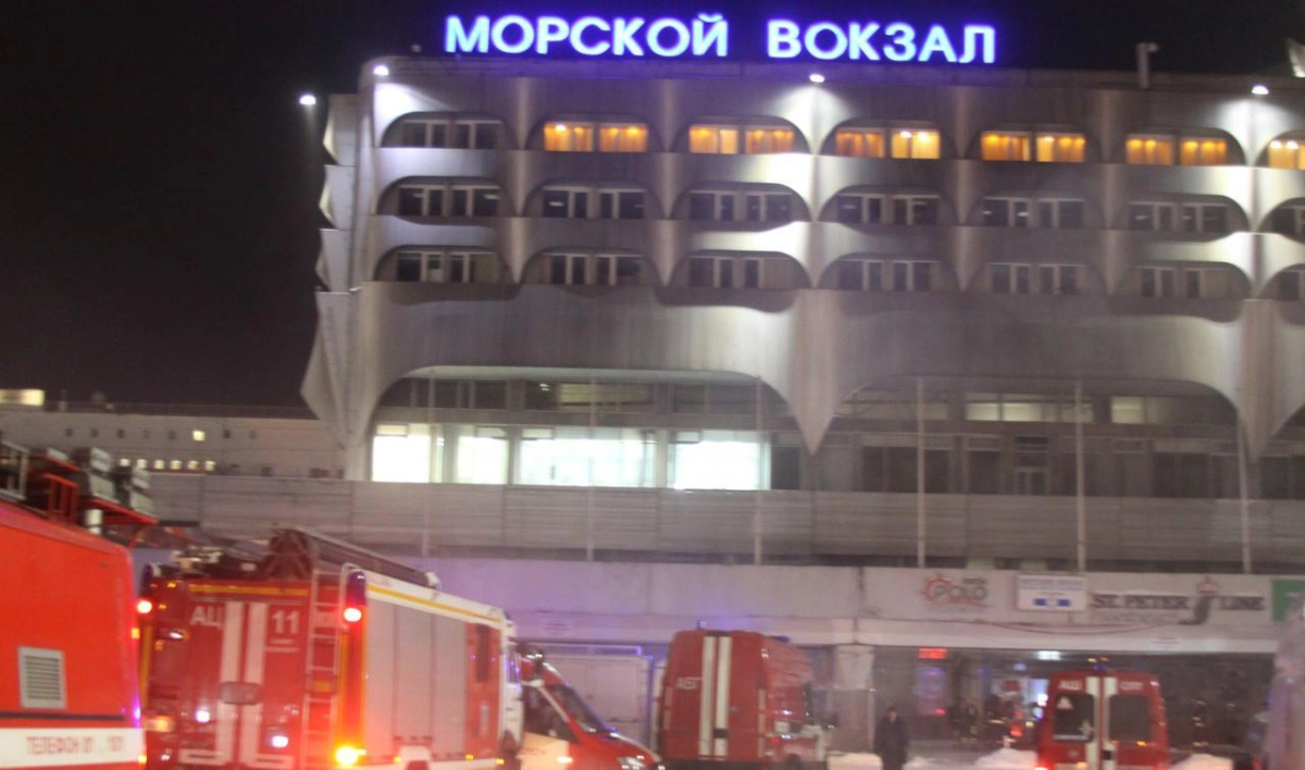 Пожарные потушили возгорание в здании Морского вокзала Петербурга - tvspb.ru