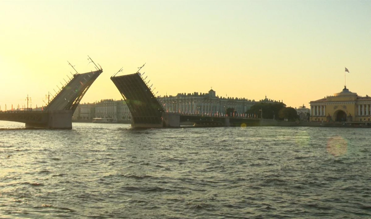 Четыре моста разведут в Петербурге днем в четверг - tvspb.ru