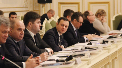 Итоги парламентского года: 20 из 78 проектов петербургских депутатов стали законами