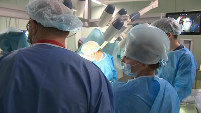 Врачи центра Алмазова провели трансплантацию сердца пациентке с крайне редкой патологией