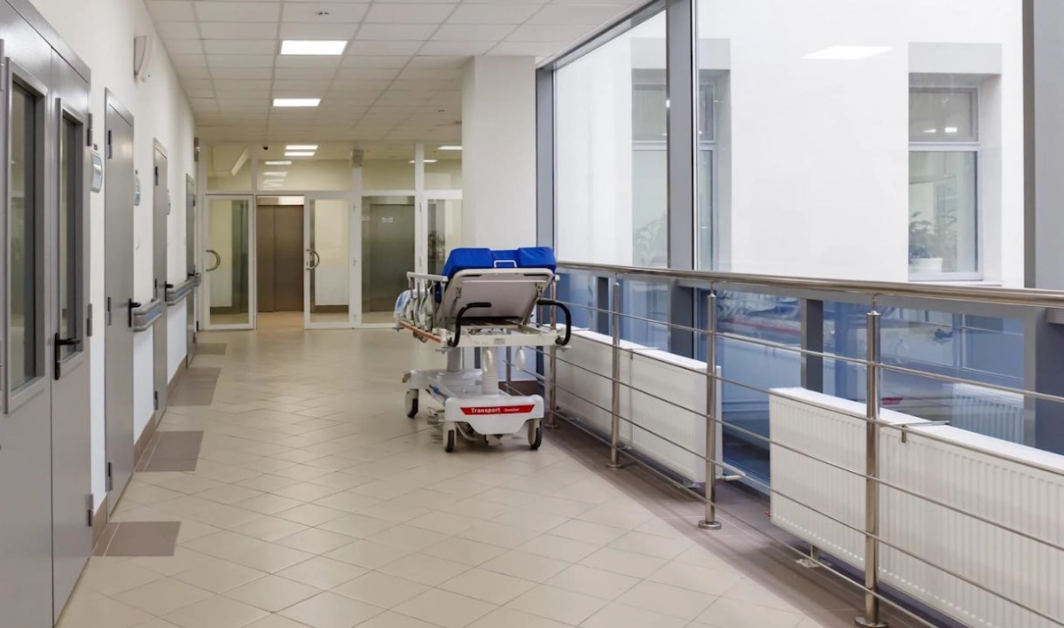 Пять отделений Мариинской больницы возобновили амбулаторно-консультативную работу - tvspb.ru