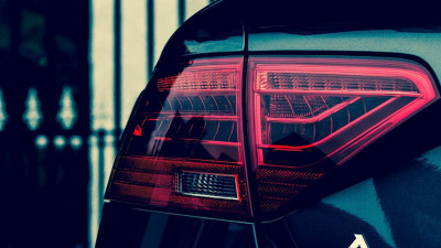 Продажи автомобилей в Петербурге упали на 3%