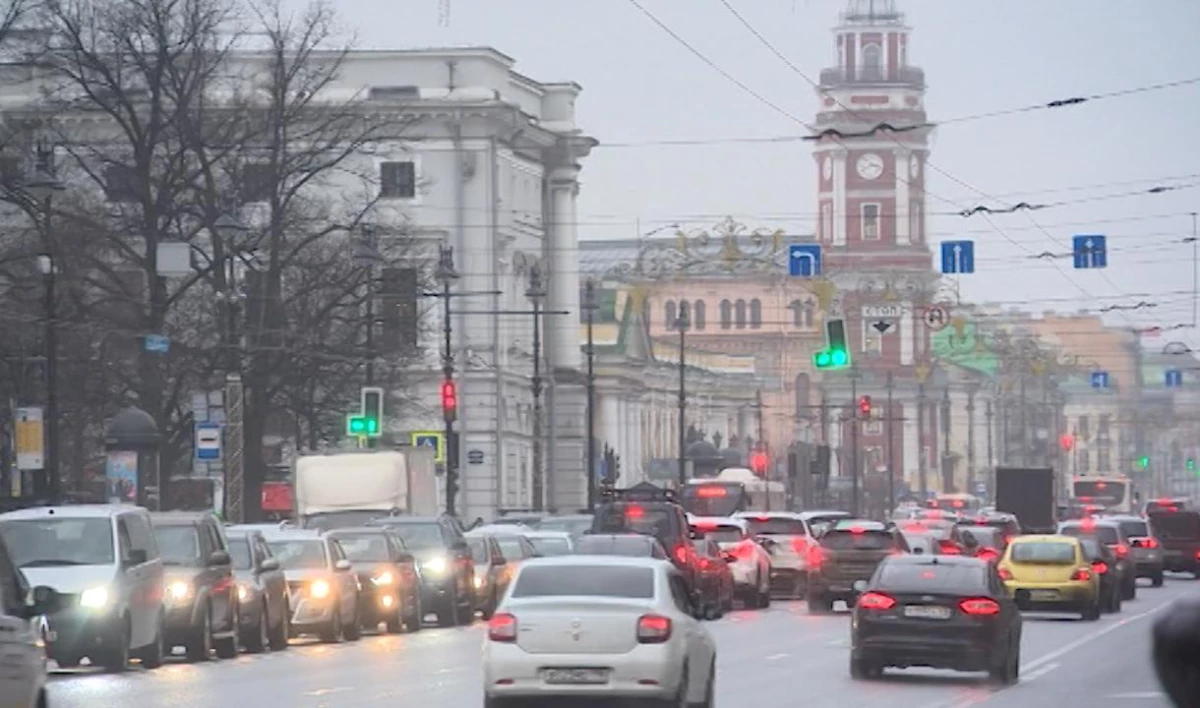 Петербург «покраснел» в канун 8 марта раньше обычного: 8-балльные пробки собрались уже днём - tvspb.ru