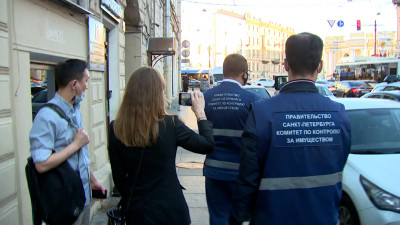 В Петербурге на соблюдение 121-го постановления за 3 дня проверили 17 торговых центров