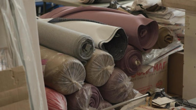 Владелец шоколадной фабрики рассказал, сколько стоит переориентировать производство на пошив масок