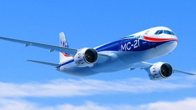 СМИ: Первый самолет МС-21 покинул сборочный цех