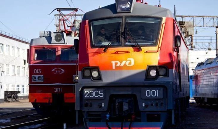 На Октябрьскую железную дорогу поступили новые локомотивы - tvspb.ru