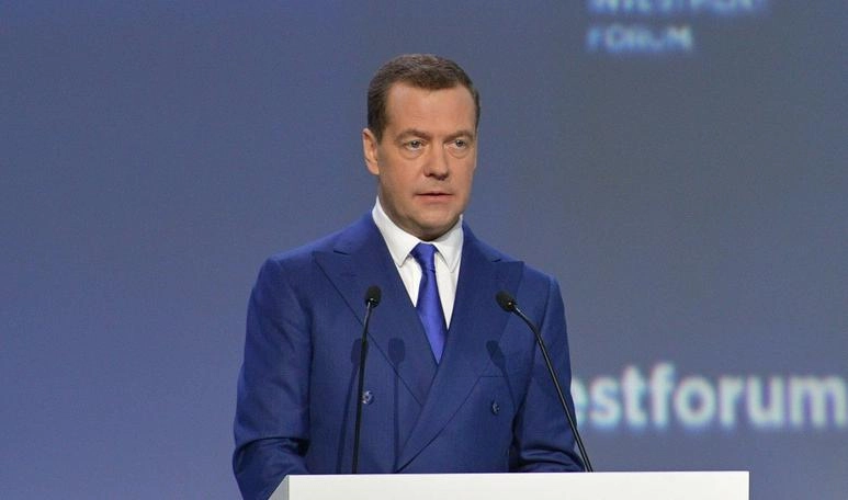 Медведев подписал постановление об отмене внутрисетевого роуминга - tvspb.ru