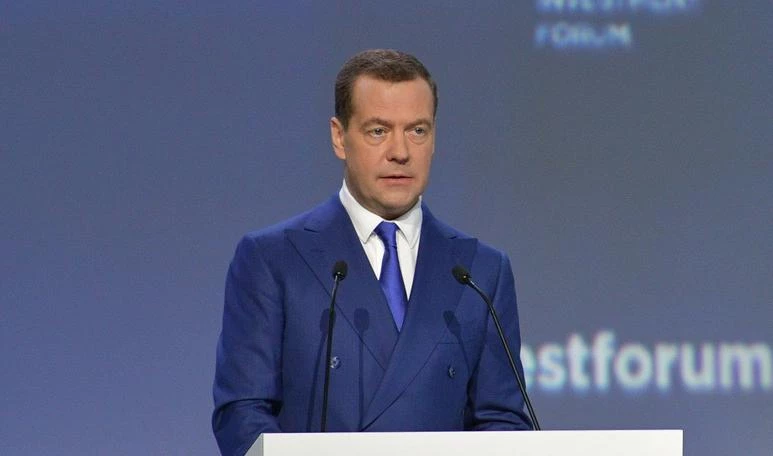 Медведев: США никогда не отменят санкции против России - tvspb.ru