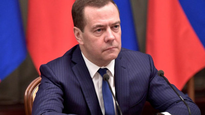 Медведев уволил заместителя председателя Пенсионного фонда