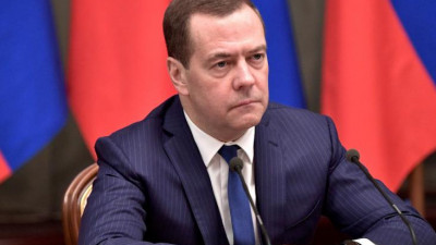 Медведев ответил на обвинения президента Грузии