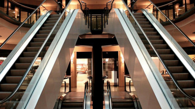 В Ленобласти закроют торговые комплексы «Мега»