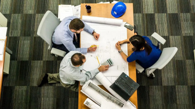 Число предприятий малого бизнеса в Петербурге сократилось на 7% за время COVID