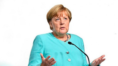 Меркель поздравила Путина с победой на выборах и выразила надежду на укрепление связей России и ФРГ