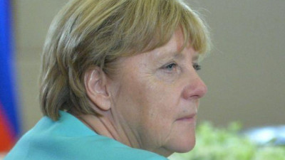 Меркель назвала темы, которые обсудит с Путиным в Сочи