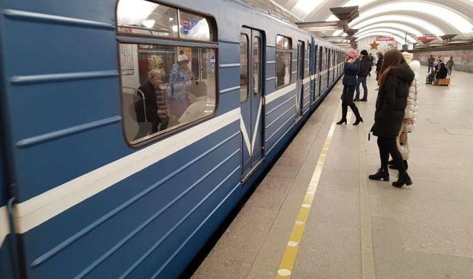 Иностранцам помогут ориентироваться в московском метро во время ЧМ-2018 - tvspb.ru