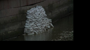 Мешки в водах канала Грибоедова