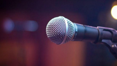 Украинский историк сравнил российских певцов с сигаретами