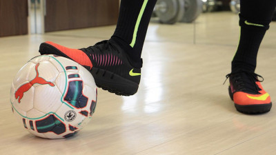 Мини-футбольная «Аврора» провела заключительный матч в году