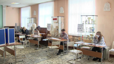 Международные наблюдатели прибыли на избирательные участки в Петербурге