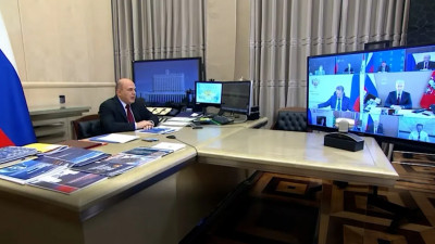 Кабмин выделил более 56 млрд рублей на поддержку здравоохранения в борьбе с COVID-19