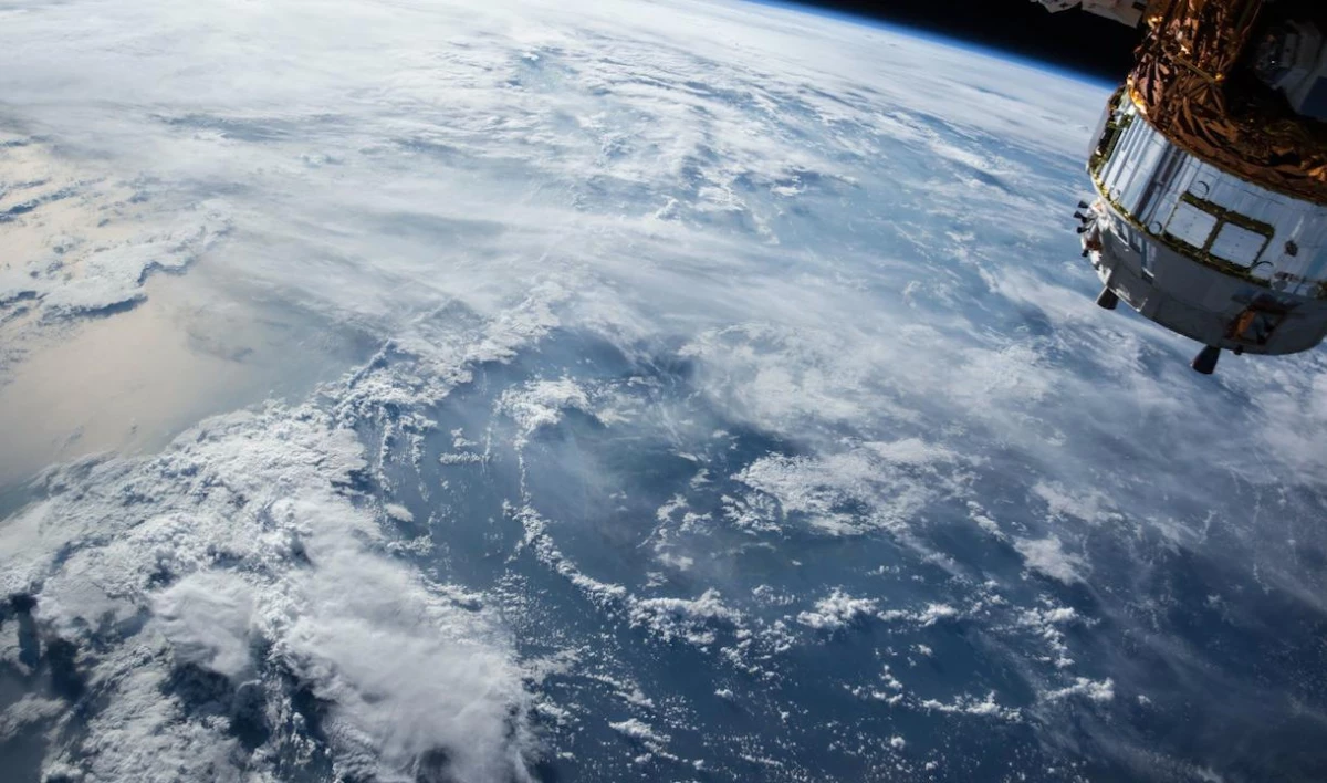 Космический корабль Crew Dragon пристыковался к МКС - tvspb.ru