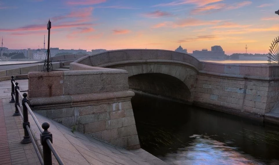 Верхний Лебяжий мост отремонтируют к декабрю - tvspb.ru