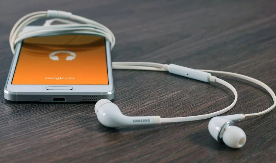 Новинки Samsung обогнали iPhone по популярности - tvspb.ru