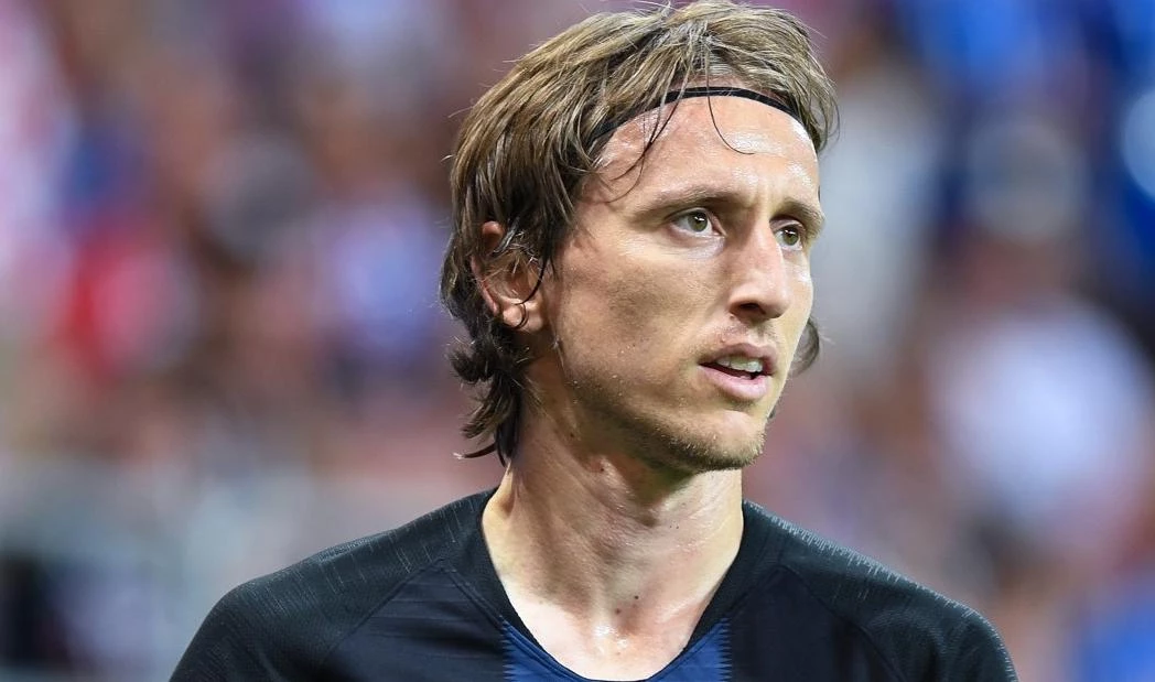 Капитан сборной Хорватии Лука Модрич получил «Золотой мяч» - tvspb.ru