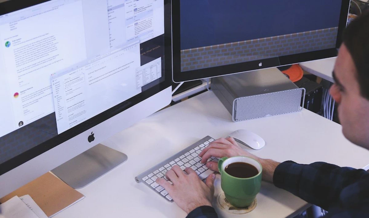 В Петербурге в 2020 году появится Акселератор молодежных проектов - tvspb.ru