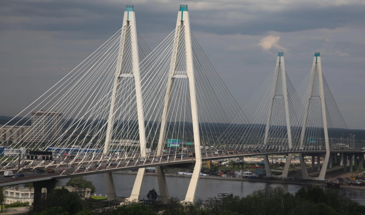 На Большом Обуховском мосту перекроют две полосы движения - tvspb.ru