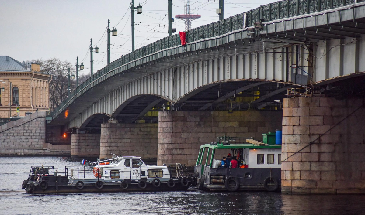 В Петербурге отремонтируют покрытия Литейного моста - tvspb.ru