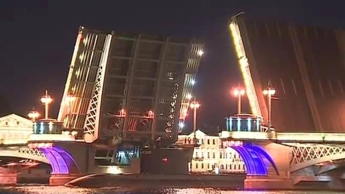 Благовещенский мост разведут в ночь на среду - tvspb.ru