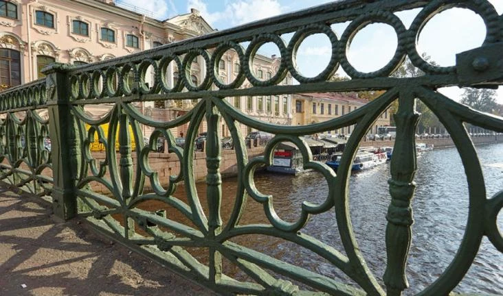 Зеленый мост через Мойку отремонтируют за полмиллиарда рублей - tvspb.ru