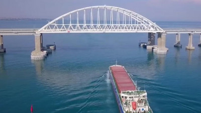 На первые поезда в Крым продано более 12 тысяч железнодорожных билетов