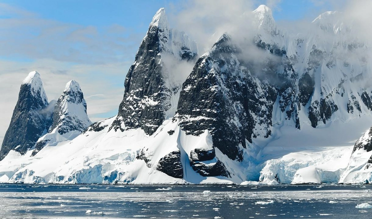 Петербургские ученые отправились в Антарктиду, чтобы испытать новые технологии - tvspb.ru