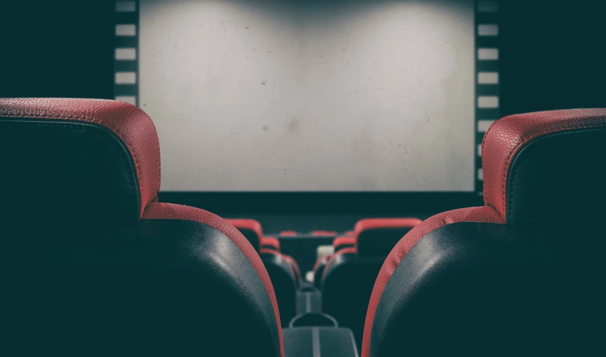 Киноклуб «Киноафиши» покажет фильмы «Сядь за руль моей машины», «Закат», «Все везде и сразу» - tvspb.ru