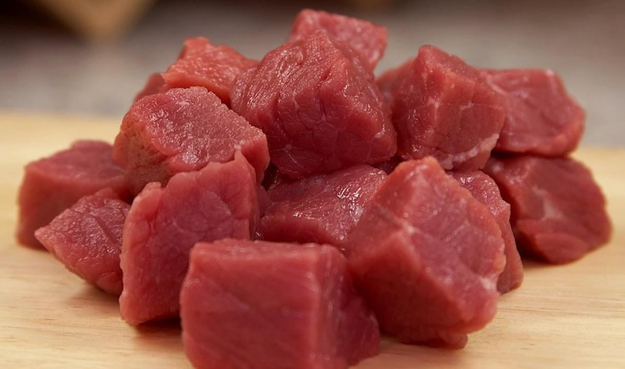 Мясо, рыбу и молоко из Китая запретили ввозить в Россию из-за коронавируса
