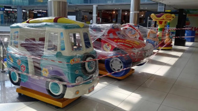 В Петербурге за неделю на соблюдение антиковидных требований проверили 12 торговых центров