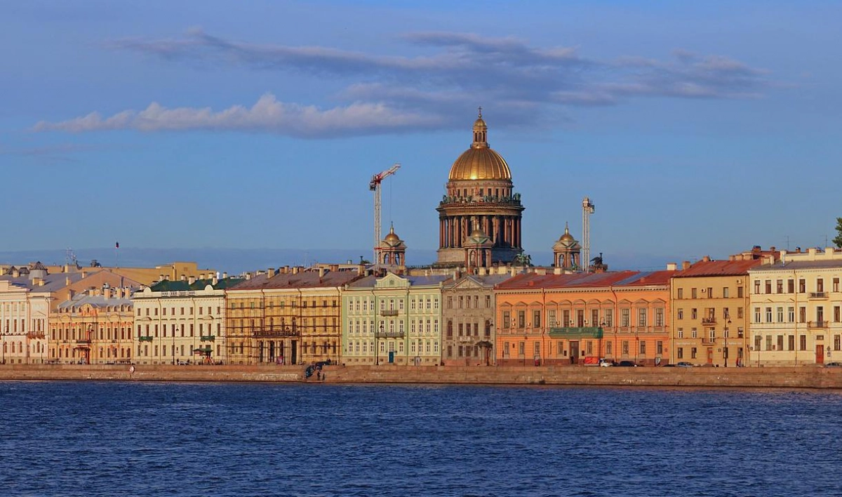 Английскую набережную Петербурга признали одной из самых романтичных в России - tvspb.ru