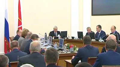 Доходы и расходы петербургского бюджета увеличатся на 2,9 млрд рублей