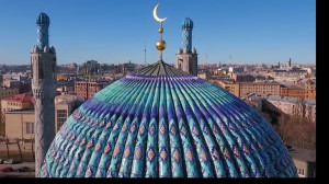 Гостям исламской конференции провели экскурсию в петербургской мечети