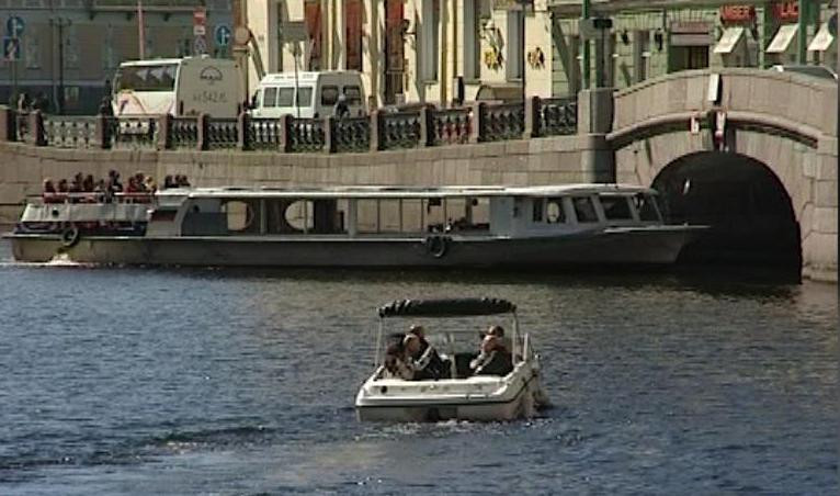 Открытие навигации в санкт петербурге. Спб открытие навигации. забитые судами каналы питера.