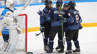 Женское «Динамо-Нева» поднялось в зону плей-офф