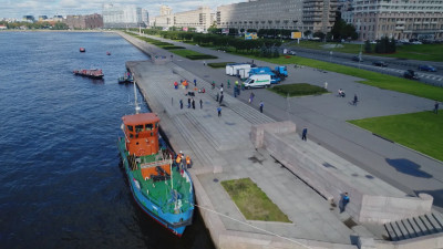 В Петербургских водах прошли учения по очистке от опасных загрязнений