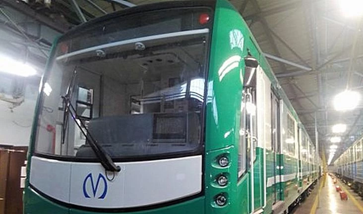 В электродепо «Автово» прибыл первый поезд «НеВа» зеленого цвета - tvspb.ru