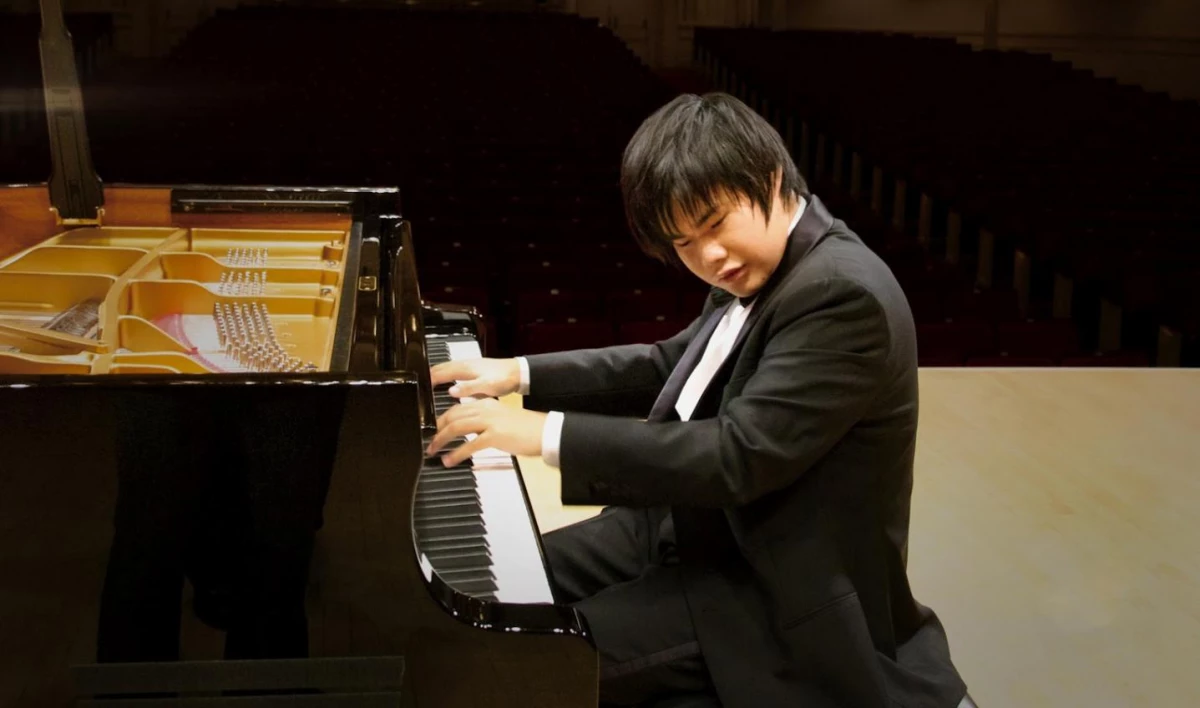 Незрячий японский пианист Нобуюки Цудзи выступит на фестивале «Звезды белых ночей» - tvspb.ru