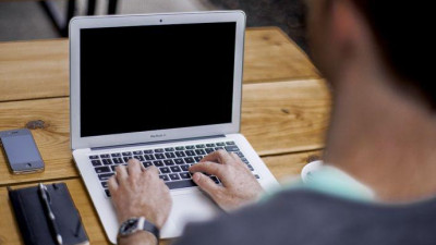 Эксперты предложили персонифицировать ответственность пользователей соцсетей за распространение ложной информации